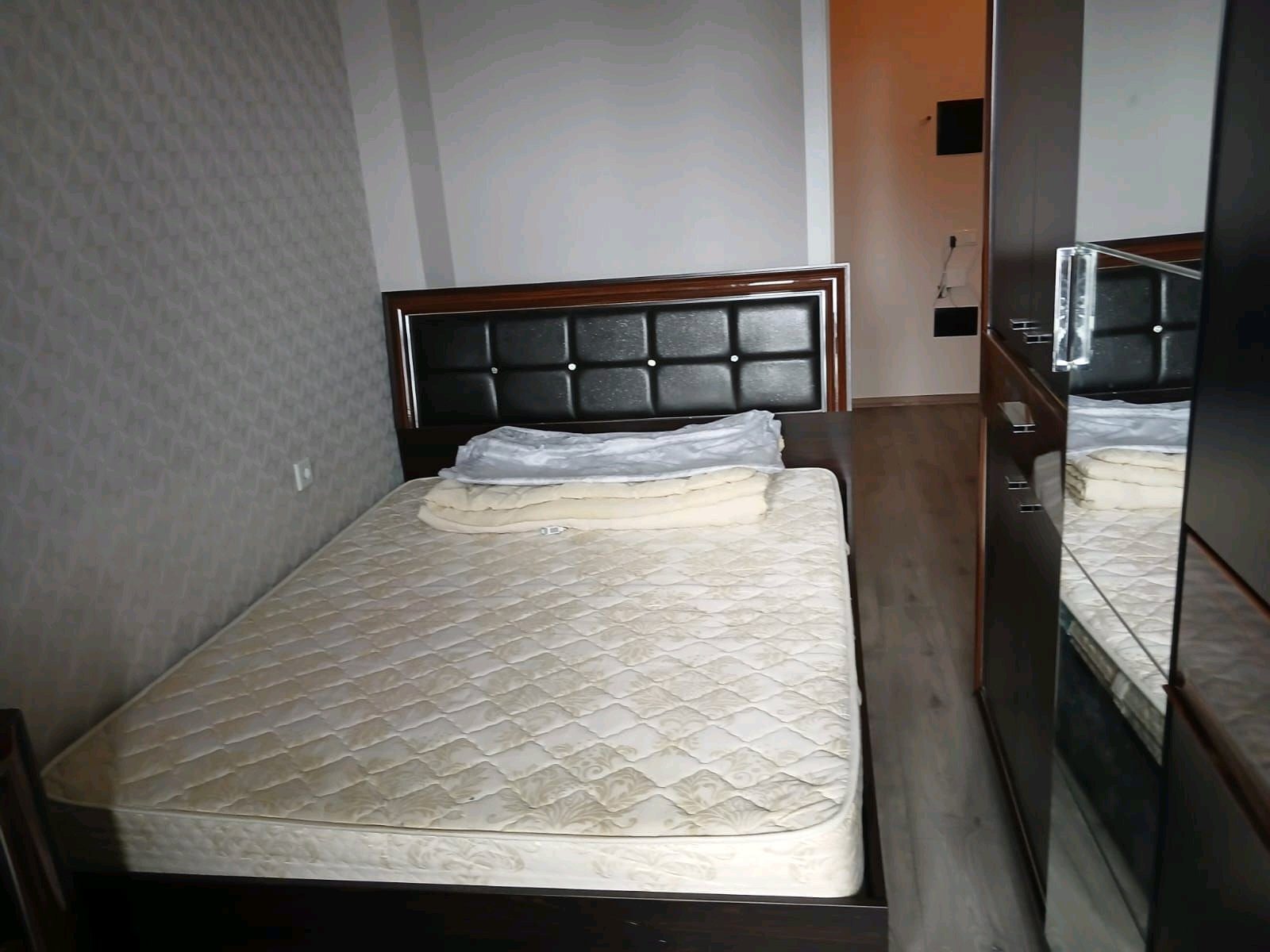 2 otaqlı 58 m² Yeni Tikili elmlər akademiyası metrosu  Kirayə verilir