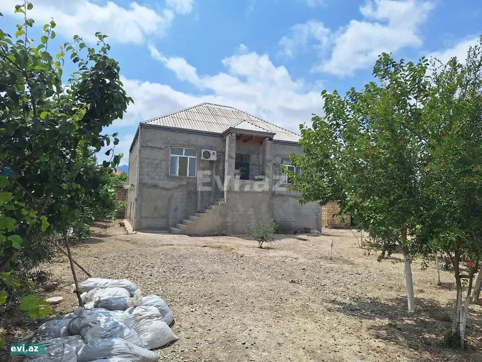 Həyət evi 90 m² Kirayə Verilir Siyəzən