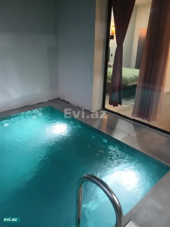 Həyət Evi Qəbələ rayon Vəndam qəsəbəsində günlük kirayə verilir