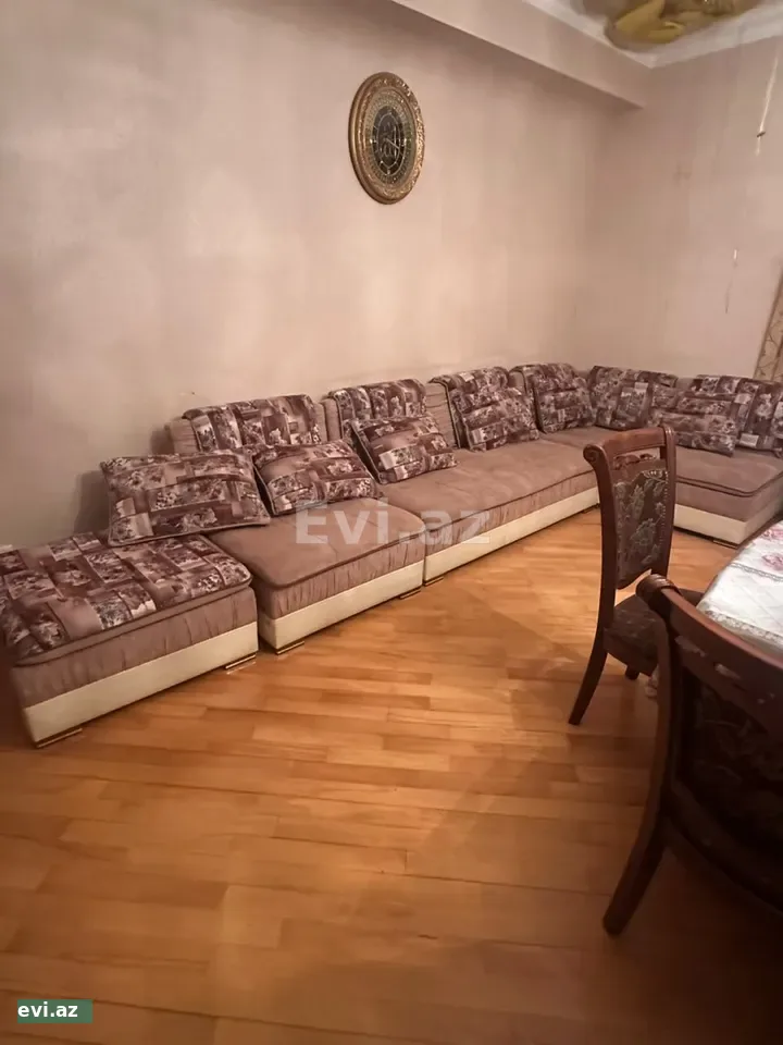 2 otaqlı 140 m² Yeni Tikili Memar Əcəmi metro Kirayə verilir