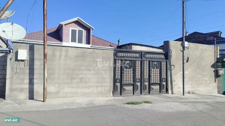 Həyət evi 118 m² Satılır Xaçmaz Qayalı golda yaxın 5 sot