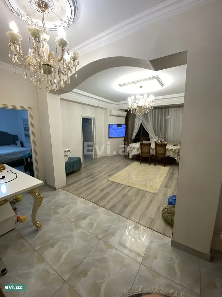 3 otaqlı 100 m² Yeni Tikili Satılır 8 ci Mikrorayon