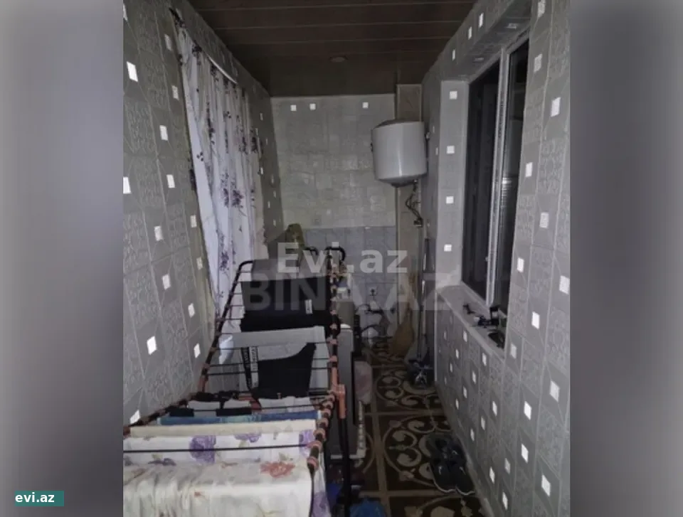 2 otaqlı 31 m² Köhnə tikili Satılır bakı şəhəri bakıxanov ərazisi əhməd ağayev 43 kücəsi möcüzə