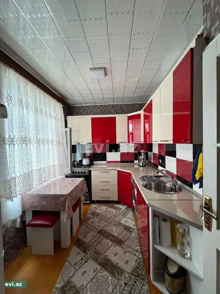 2 otaqlı 45 m² Köhnə tikili Satılır Gəncə şəhər dos 102 də