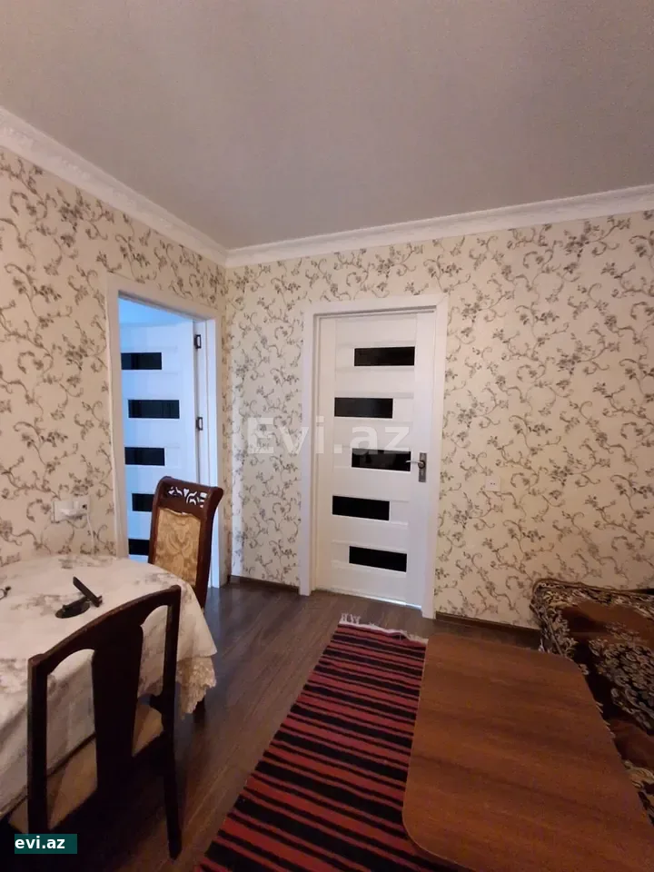 2 otaqlı 70 m² Köhnə tikili Satılır Xırdalan Heydər parkın qarşısı