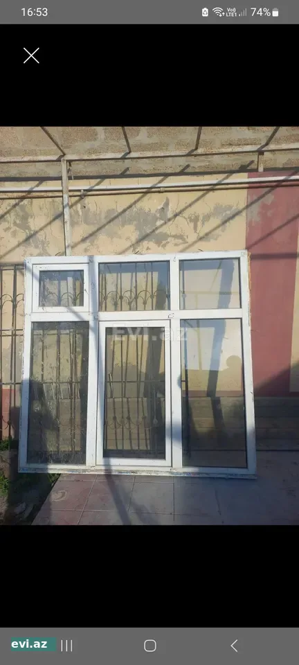 Pəncərələr, qapılar, eyvanlar