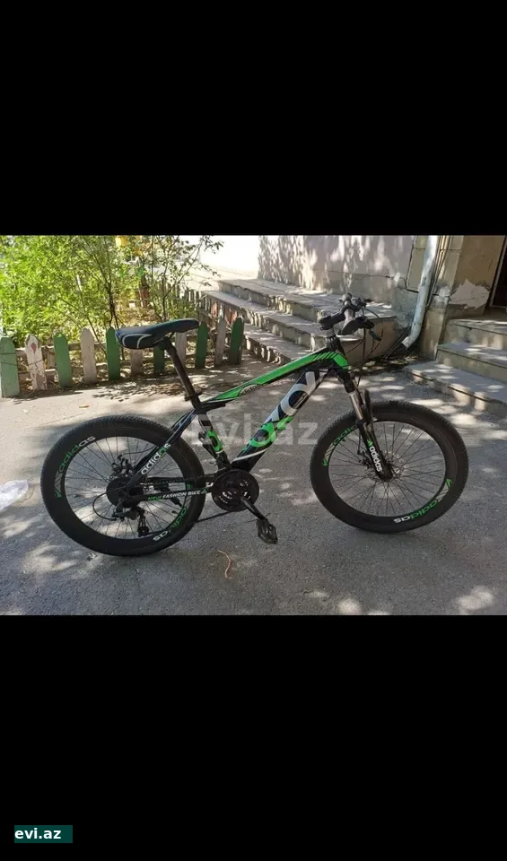 Adidas Velosiped