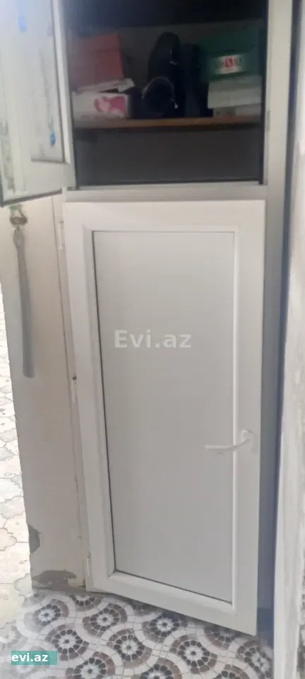 Həyət evi 100 m² Satılır Binəqədi rayonu 9 korpus 1 mədən ev 190 3 sot