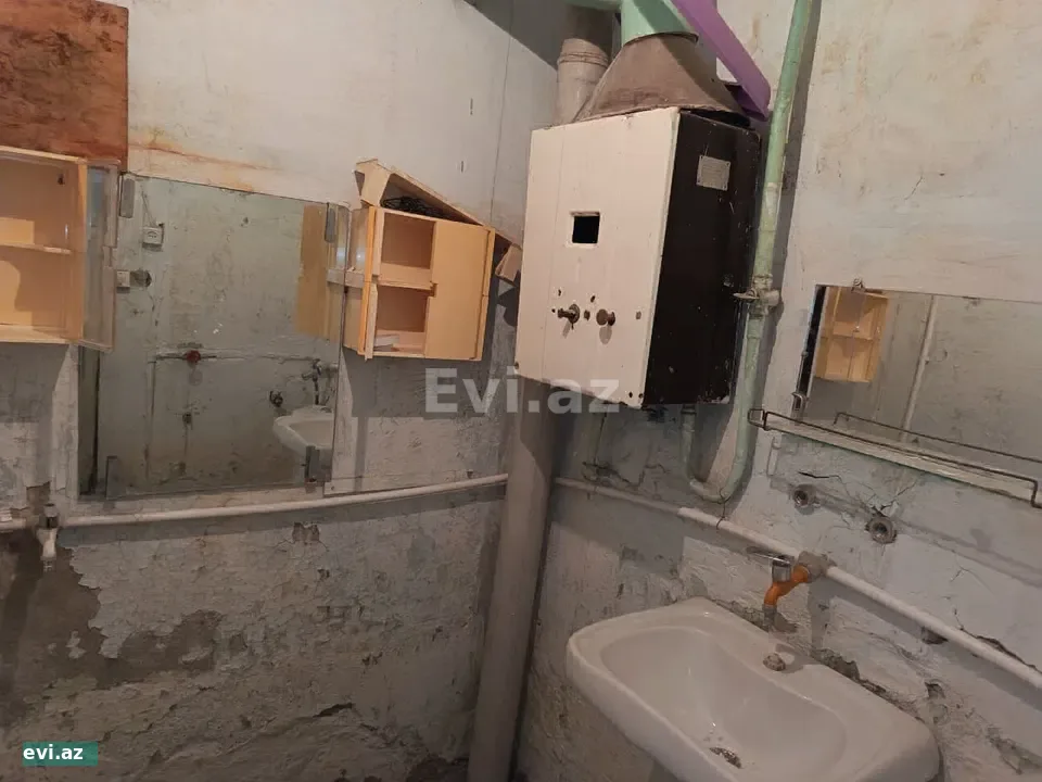 2 otaqlı 31 m² Köhnə tikili Satılır Ağdaş rayon