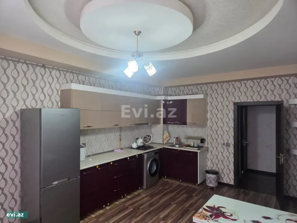 2 otaqlı 119 m² Köhnə tikili Kirayə verilir Həzi Aslanov Metrosun üstü