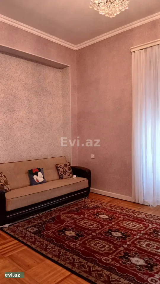 2 otaqlı 55 m² Köhnə tikili Satılır Sebail rayonu Üzeyir Hacibeyov küçəsi