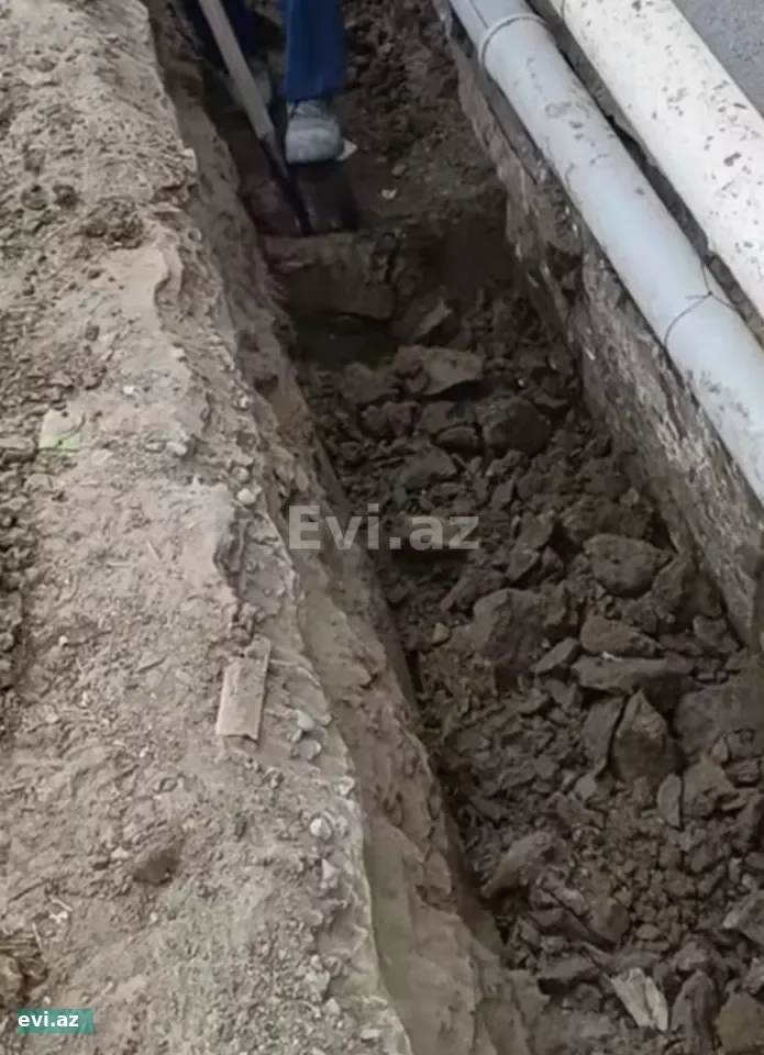Partlamış və çatlamış evlərin pərbası