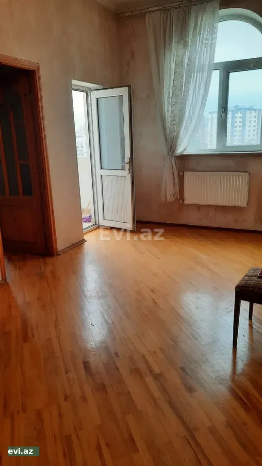 3 otaqlı 68 m² Yeni Tikili Satılır 3 m. Metro Memar Əcəmi. Bioloji Təbabətdə üzbəüz.