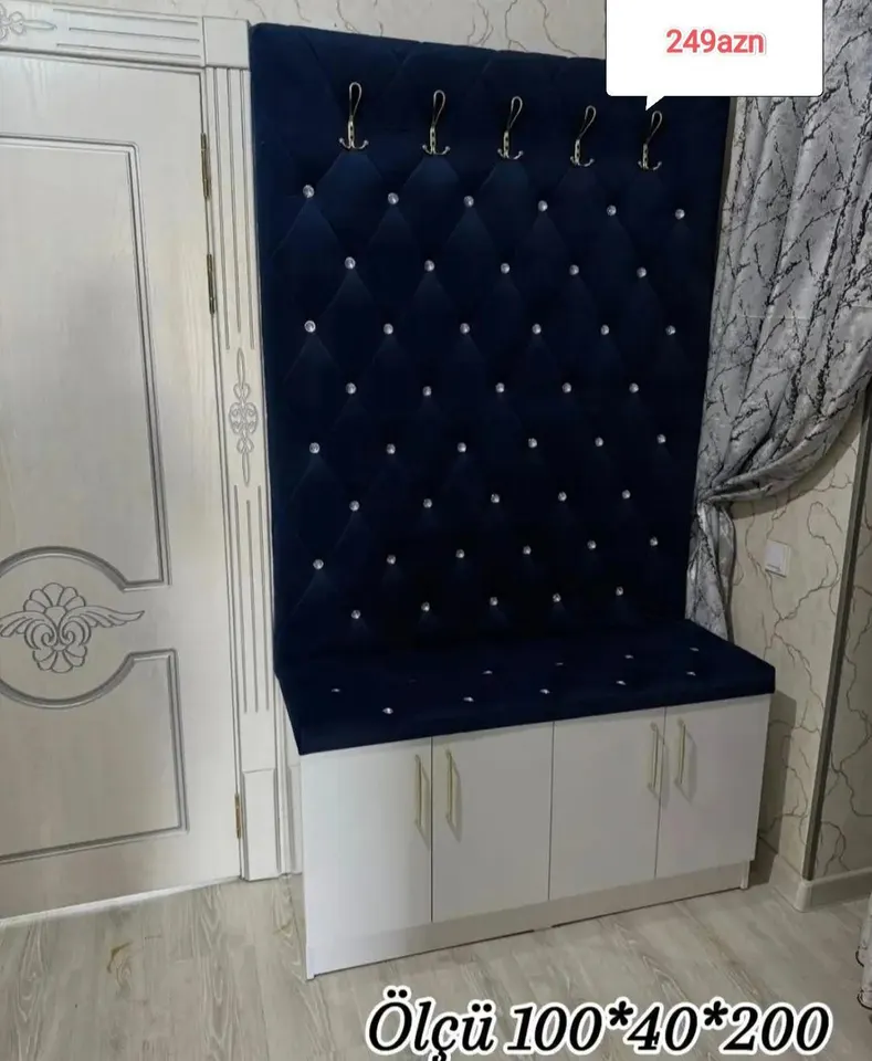 Dəhliz dolabı