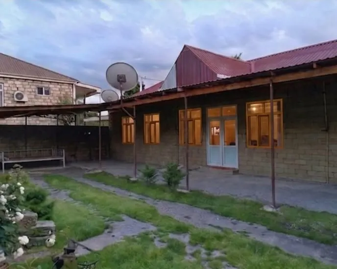 Həyət evi