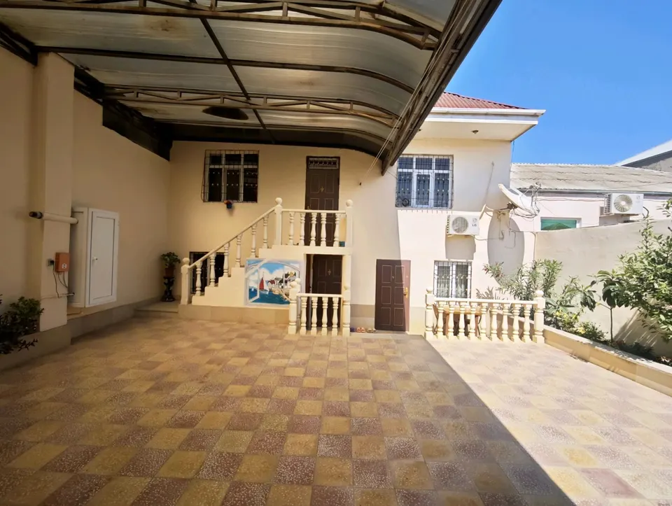 Həyət evi 197 m²