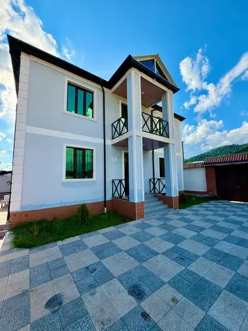 Bağ evi 150 m² Kirayə Verilir qebele