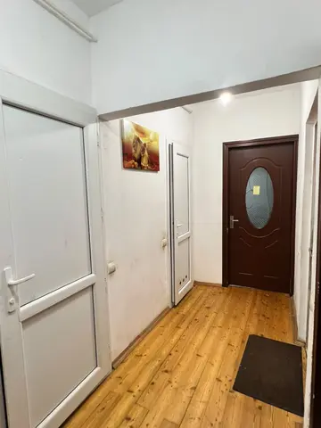 2 otaqlı 60 m² Köhnə tikili Xalqlar Dostluğu  Kirayə verilir