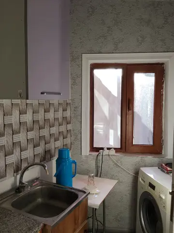 Həyət evi 80 m² Kirayə Verilir Bineqedi 0.5 sot