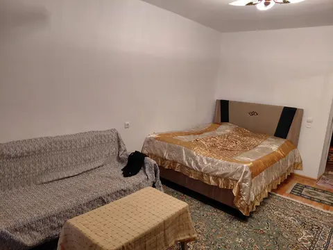 1 otaqlı 23 m² Köhnə tikili Kirayə verilir Səbail rayonu Badamdar qəsəbəsi