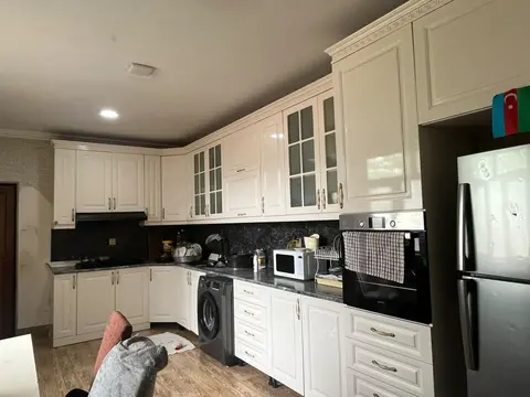 Həyət evi 145 m² Satılır Dədə Qorqurd qəsəbəsi. 2.56 sot 1 mərtəbə