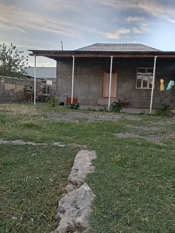 Bağ evi 2500 m² For sale samux rayonu yenikend kendi 25 sot 1 mərtəbə
