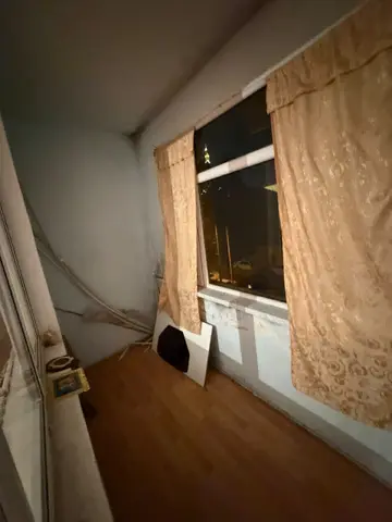 2 otaqlı 60 m² Köhnə tikili Аренда verilir Nesimi metrosu