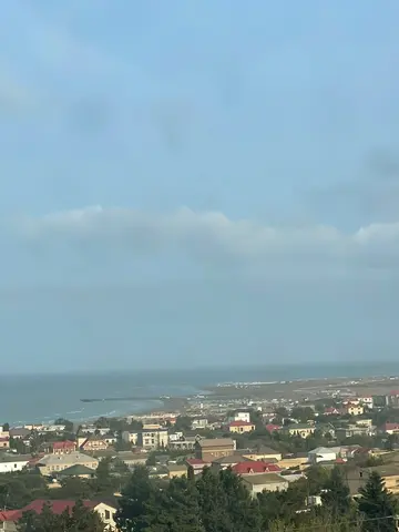 2 otaqlı 65 m² Köhnə tikili Satılır Buzovna