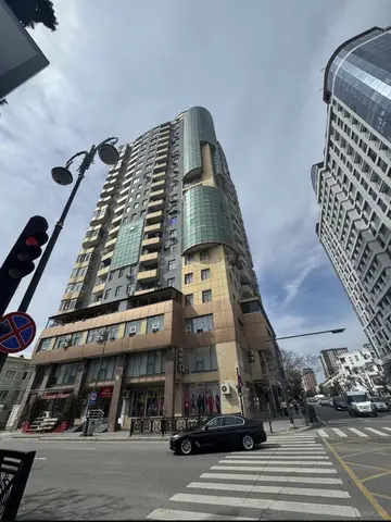 3 otaqlı 178 m² Yeni Tikili Satılır Koalo Par üzbə üz