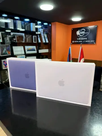 Apple Macbook