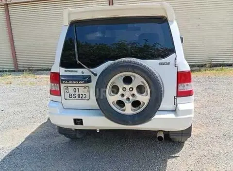 Mitsubishi Pajero io 1999 il 216418 km