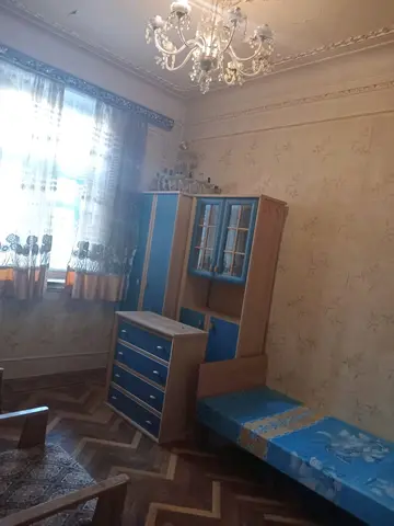 3 otaqlı 90 m² nermanov metrosu  Köhnə tikili Kirayə verilir