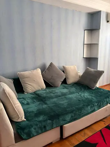 2 otaqlı 90 m² xirdalan seheri  Yeni Tikili Kirayə verilir