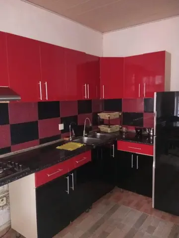 Həyət evi 200 m²