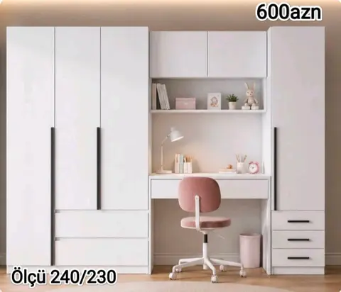 Kompüter masası