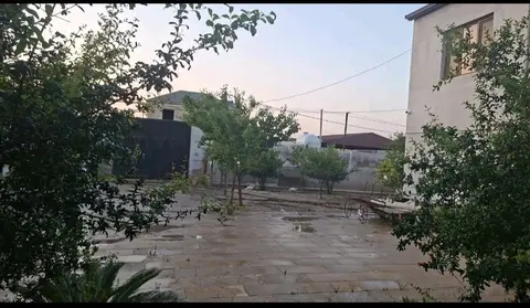 Bağ evi 500 m² Xocasen metro yanı